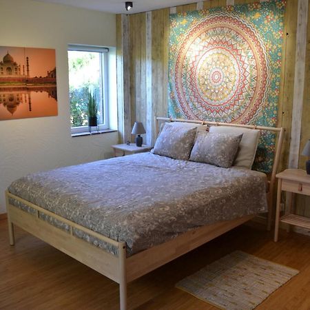 En Chapoisie Bed & Breakfast Ciney Exterior photo